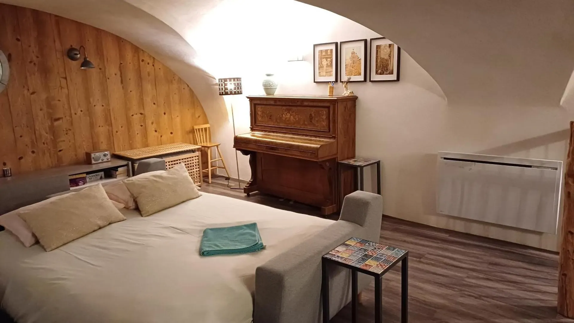 Maison A Tour Briancon Apartment