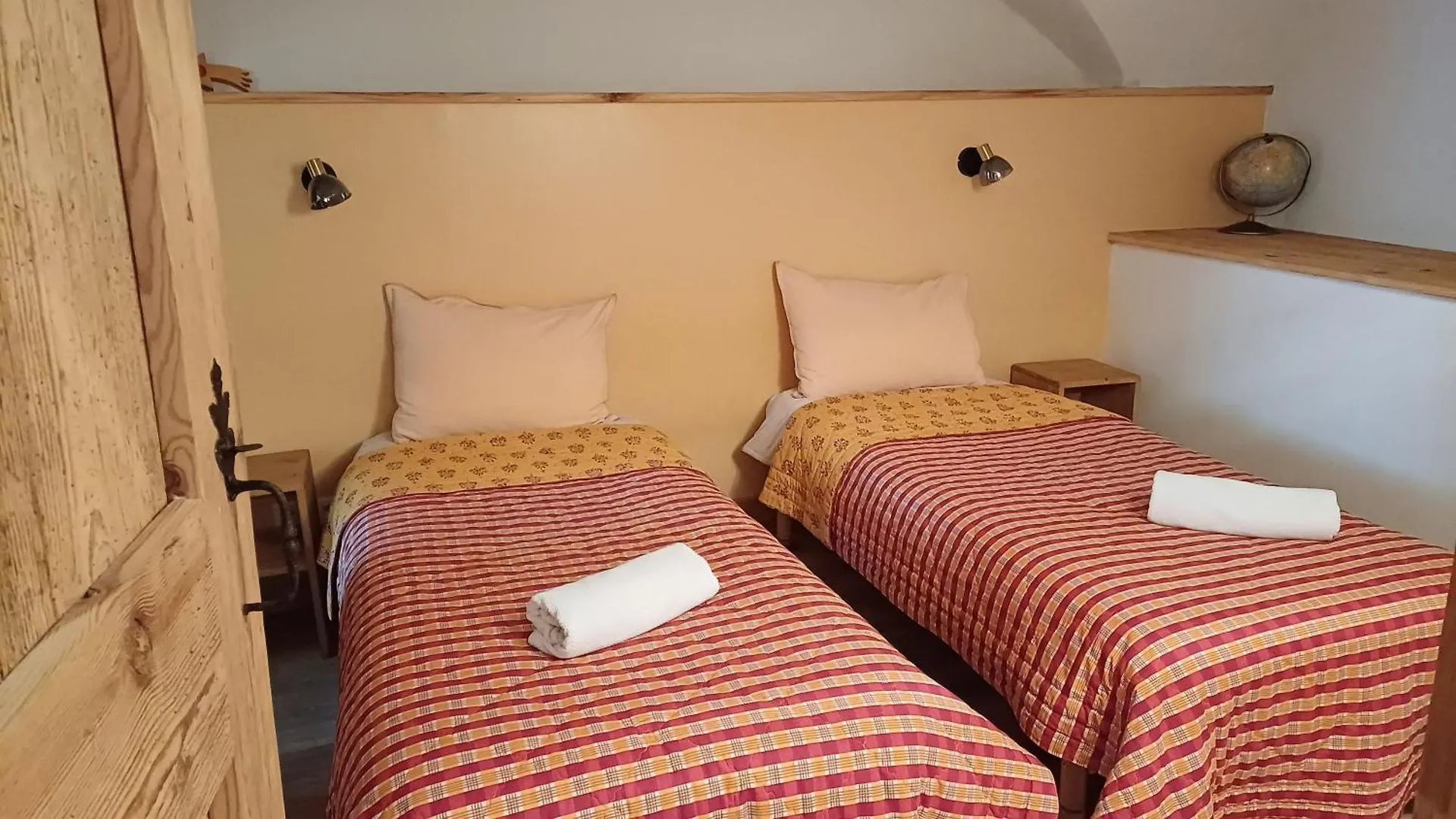 Maison A Tour Briancon Apartment