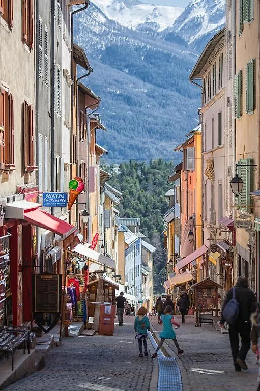 Maison A Tour Briancon France