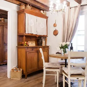 apartment-simon-le-franc.fr-paris.fr/