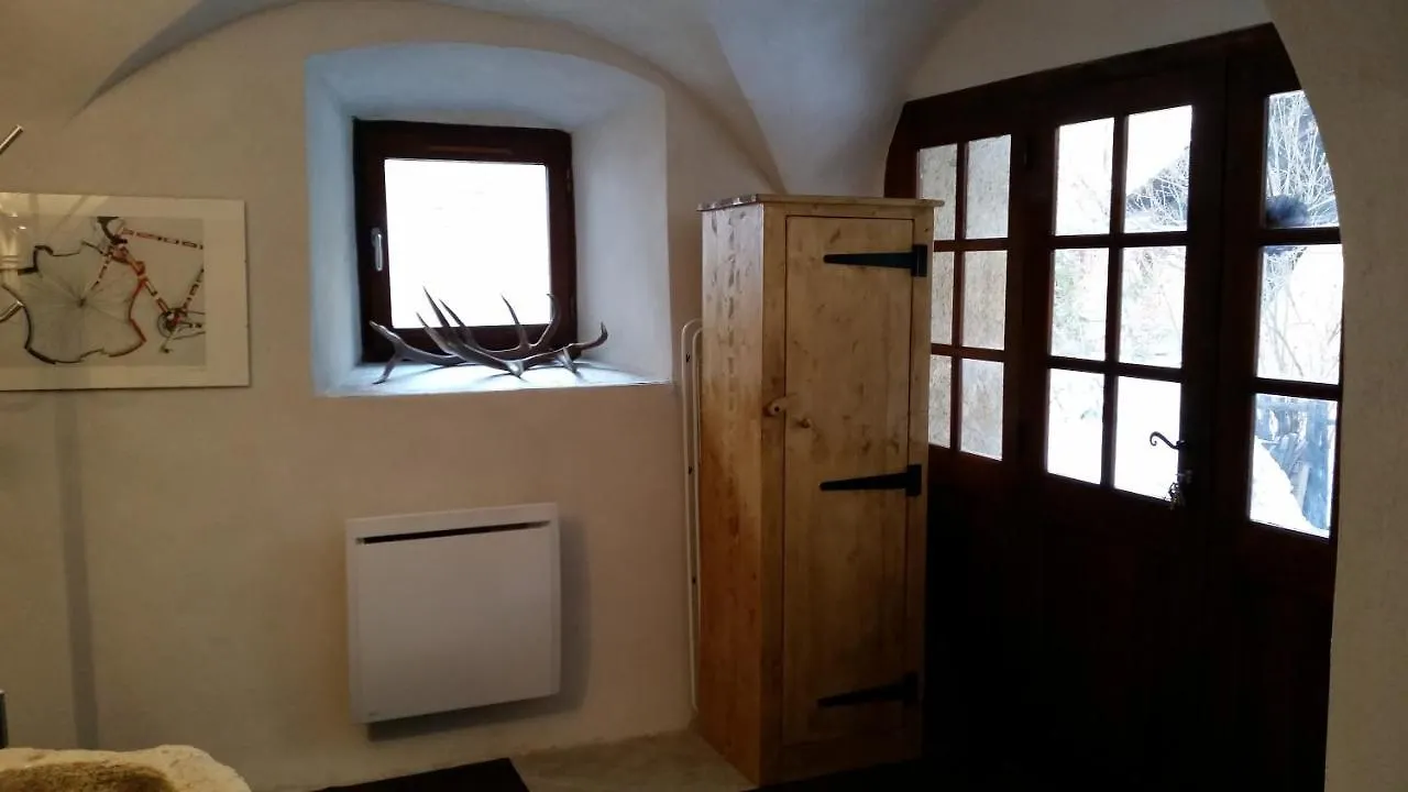 Maison A Tour Briancon Apartment